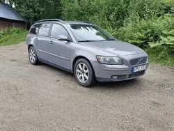 Grå Begagnad 2004 Volvo V50 Kombi | 13 000 kr (Dyr)