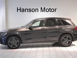 Grå Begagnad 2020 Mercedes GLC300 AMG line SUV | 375 000 kr (Marknadspris)