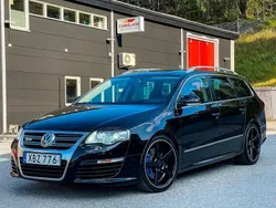Svart Begagnad 2009 VW Passat R Kombi | 124 900 kr