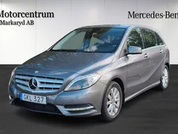 Mörkgrå Begagnad 2014 Mercedes B180 Minibuss | 159 000 kr (Marknadspris)
