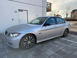 Begagnad 2007 BMW 320 Sedan | 37 000 kr (Superpris)