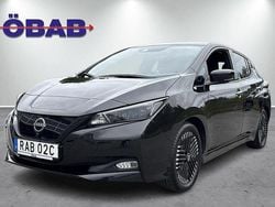 Svart Begagnad 2022 Nissan Leaf N-Connecta Halvkombi | 209 800 kr (Marknadspris)