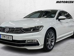Vit Begagnad 2017 VW Passat R-line Sedan | 229 000 kr (Dyr)