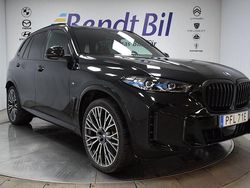 Safirsvart metallic Begagnad 2024 BMW X5 Comfort Edition SUV | 929 500 kr