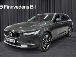 Grå Begagnad 2022 Volvo V90 CC Kombi | 324 800 kr (Marknadspris)