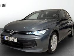 Mörkgrå Begagnad 2024 VW Golf VIII Edition Halvkombi | 289 900 kr (Bra pris)