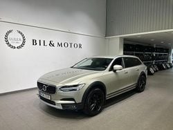Ljusbrun (brun) Begagnad 2018 Volvo V90 CC Kombi | 329 900 kr (Marknadspris)