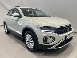 Grå (ascot grey) Begagnad 2022 VW T-Roc Life SUV | 269 900 kr (Lite dyr)