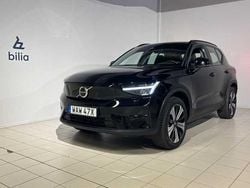 Svart Begagnad 2023 Volvo XC40 Core SUV | 344 900 kr