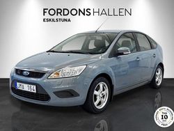 Grå Begagnad 2008 Ford Focus Halvkombi | 44 900 kr (Marknadspris)