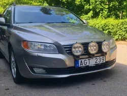 Brun Begagnad 2014 Volvo V70 Kombi | 80 000 kr