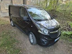 Svart Begagnad 2017 Opel Vivaro Van | 82 000 kr (Superpris)