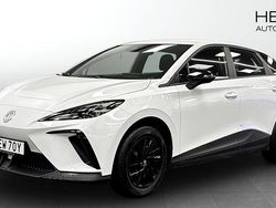 Vit Begagnad 2023 MG MG4 EV Halvkombi | 329 990 kr