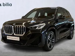 Svart Begagnad 2024 BMW X1 Shadowline SUV | 575 000 kr