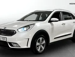 Vit (white) Begagnad 2019 Kia Niro 2 SUV | 179 000 kr (Marknadspris)