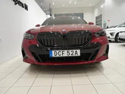 Okänd Begagnad 2024 BMW 530e M Sport Kombi | 829 900 kr