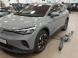 Grå Begagnad 2022 VW ID.4 Pro Performance SUV | 319 900 kr (Bra pris)