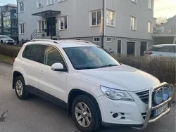 Vit Begagnad 2010 VW Tiguan SUV | 70 000 kr (Superpris)