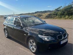 Svart Begagnad 2007 BMW 520 Kombi | 43 000 kr (Lite dyr)