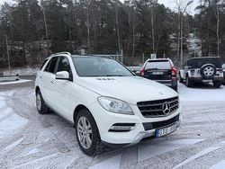 Vit Begagnad 2011 Mercedes ML250 SUV | 129 900 kr