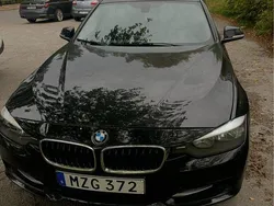 Svart Begagnad 2013 BMW 320 Sport Line Sedan | 80 000 kr (Bra pris)