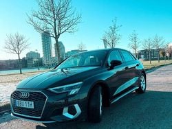 Svart Begagnad 2021 Audi A3 Sportback Halvkombi | 225 000 kr (Marknadspris)