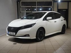 Vit Begagnad 2023 Nissan Leaf N-Connecta Halvkombi | 208 800 kr (Marknadspris)