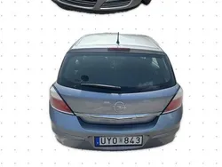 Grå Begagnad 2004 Opel Astra Halvkombi | 30 500 kr (Lite dyr)