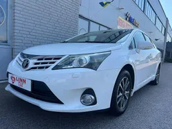 Vit Begagnad 2013 Toyota Avensis Business Edition Kombi | 78 999 kr (Bra pris)