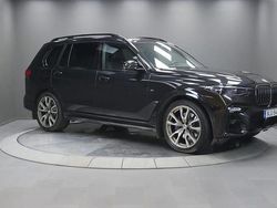 Svart Begagnad 2022 BMW X7 Executive SUV | 899 000 kr (Lite dyr)