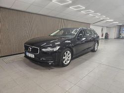 Svart Begagnad 2017 Volvo V90 Kinetic Kombi | 199 700 kr (Bra pris)