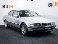 Grå Begagnad 1998 BMW 740 Sedan | 99 900 kr