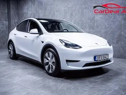 Vit Begagnad 2023 Tesla Model Y Standard Range SUV | 309 800 kr (Bra pris)