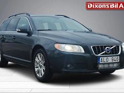 Grå Begagnad 2010 Volvo V70 Momentum Kombi | 69 900 kr (Marknadspris)