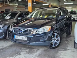 Svart Begagnad 2010 Volvo XC60 Summum SUV | 89 999 kr (Marknadspris)