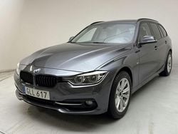 Grå Begagnad 2016 BMW 320 Sport Line Kombi | 173 000 kr (Bra pris)