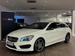 Vit Begagnad 2015 Mercedes CLA220 Shooting Brake AMG Kombi | 189 900 kr (Marknadspris)