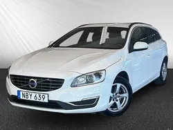 Vit Begagnad 2016 Volvo V60 Business Edition Kombi | 139 800 kr (Marknadspris)