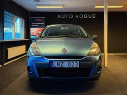 Blå Begagnad 2011 Renault Clio R.S. Halvkombi | 39 900 kr (Marknadspris)
