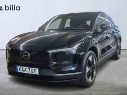 Svart Begagnad 2024 Volvo EX30 Core SUV | 349 000 kr