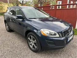 Blå Begagnad 2013 Volvo XC60 Momentum SUV | 113 900 kr (Bra pris)