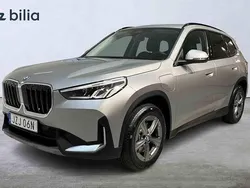 Grå Begagnad 2025 BMW X1 Shadowline SUV | 495 900 kr