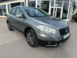 Mörkgrå (grå) Begagnad 2015 Suzuki SX4 S-Cross SUV | 89 000 kr (Lite dyr)