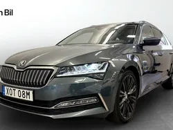 Grå Begagnad 2020 Skoda Superb Style Kombi | 274 900 kr (Bra pris)