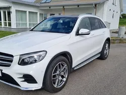 Vit Begagnad 2019 Mercedes GLC220 AMG line SUV | 347 000 kr (Marknadspris)