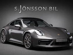 Grå Begagnad 2020 Porsche 911 Carrera 4S Sportkupé | 1 479 000 kr (Marknadspris)