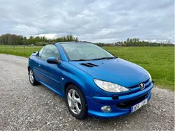 Blå Begagnad 2003 Peugeot 206 CC Cab | 19 900 kr (Marknadspris)
