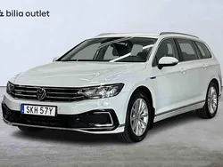 Vit Begagnad 2021 VW Passat GTE Kombi | 244 900 kr