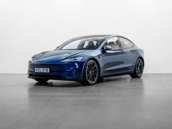 Blå Begagnad 2024 Tesla Model 3 Performance Sedan | 599 000 kr