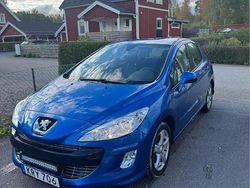 Blå Begagnad 2010 Peugeot 308 Halvkombi | 35 000 kr (Marknadspris)